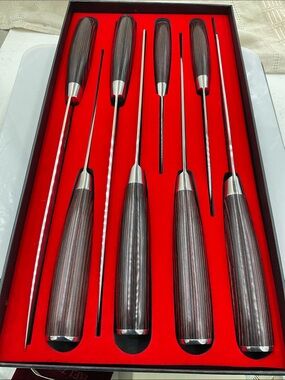 Seido Knives (LogoDisplayInRed&White on Black Box) Japanese Handmade Chef Knives